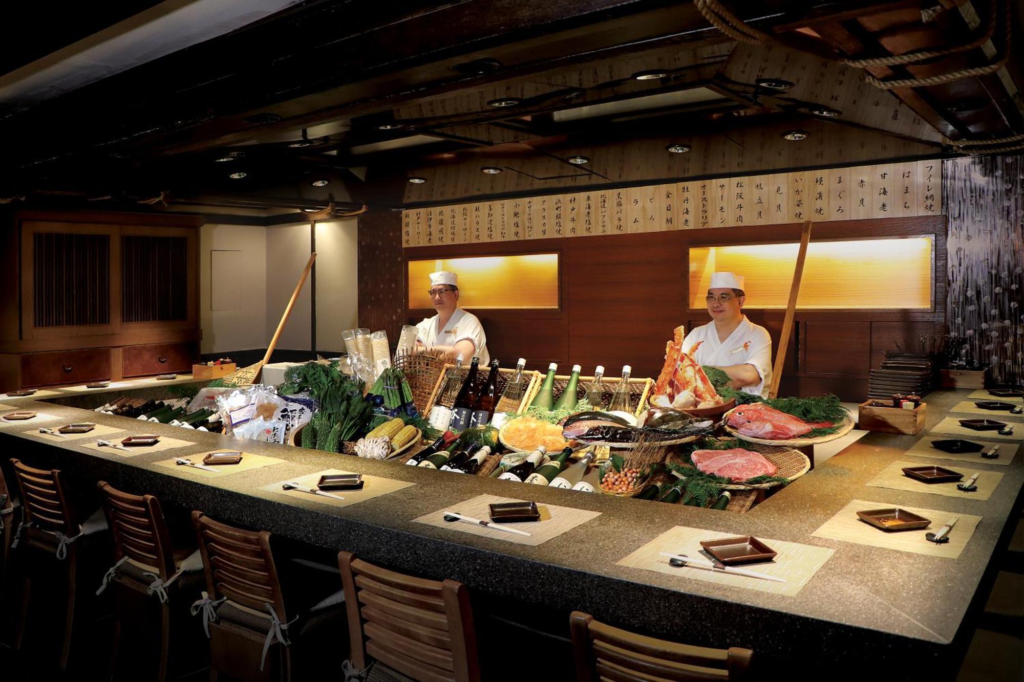 Harbour Grand Kowloon Hong Kong Exterior foto Sushi bar