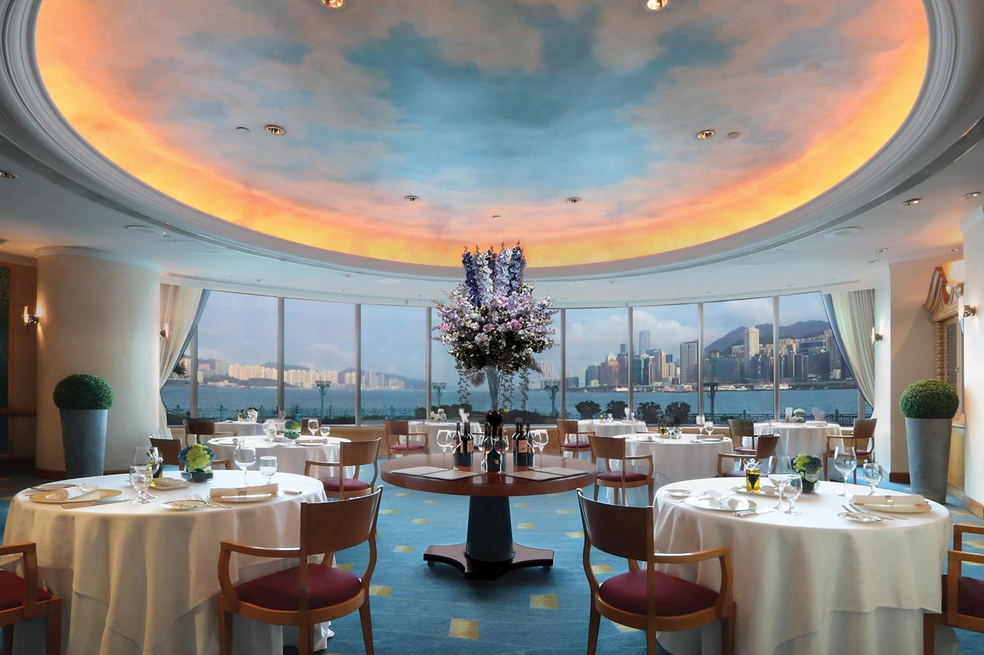 Harbour Grand Kowloon Hong Kong Exterior foto The Clipper Lounge at Hong Kong International Airport