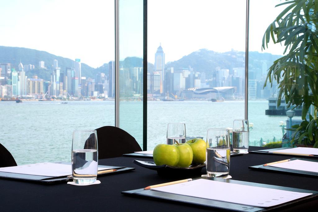 Harbour Grand Kowloon Hong Kong Exterior foto The view of Victoria Harbour from the meeting room