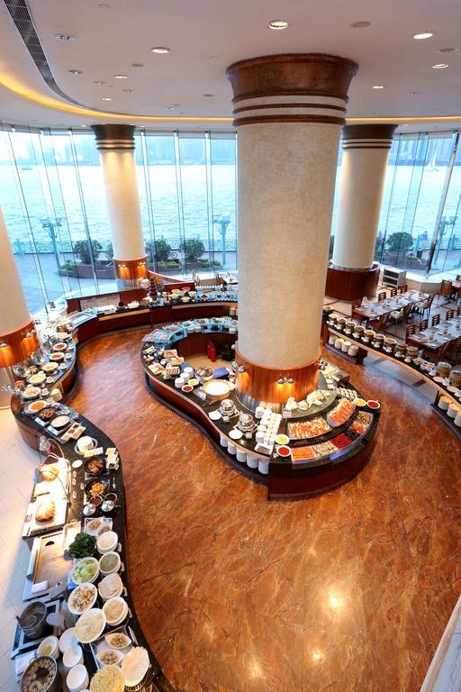 Harbour Grand Kowloon Hong Kong Exterior foto The buffet at the lobby