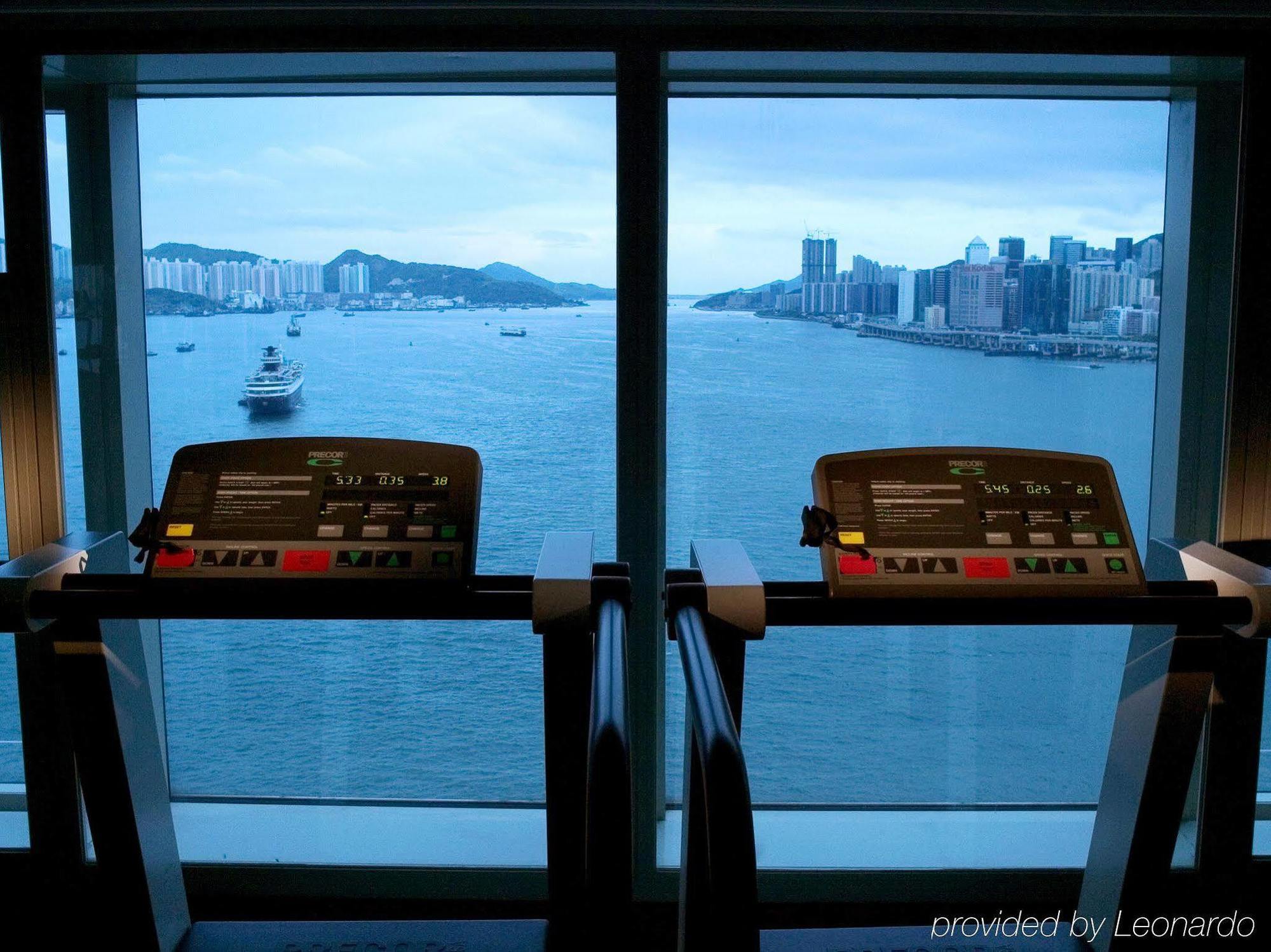 Harbour Grand Kowloon Hong Kong Facilidades foto The gym at the hotel