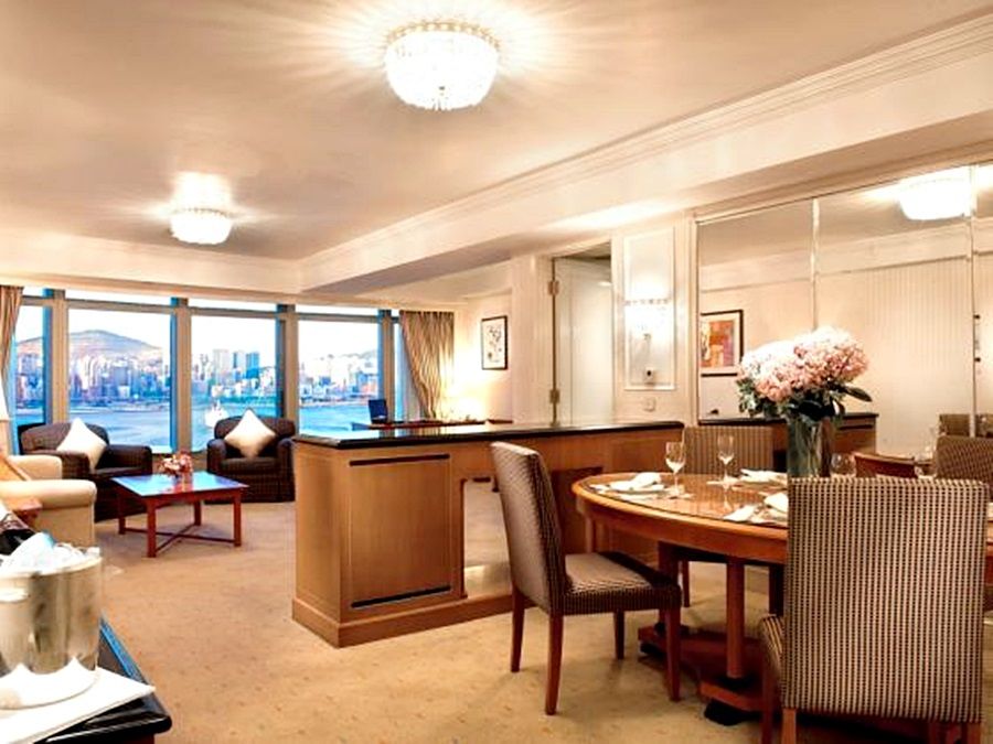 Harbour Grand Kowloon Hong Kong Exterior foto A suite at the Mandarin Oriental, Hong Kong