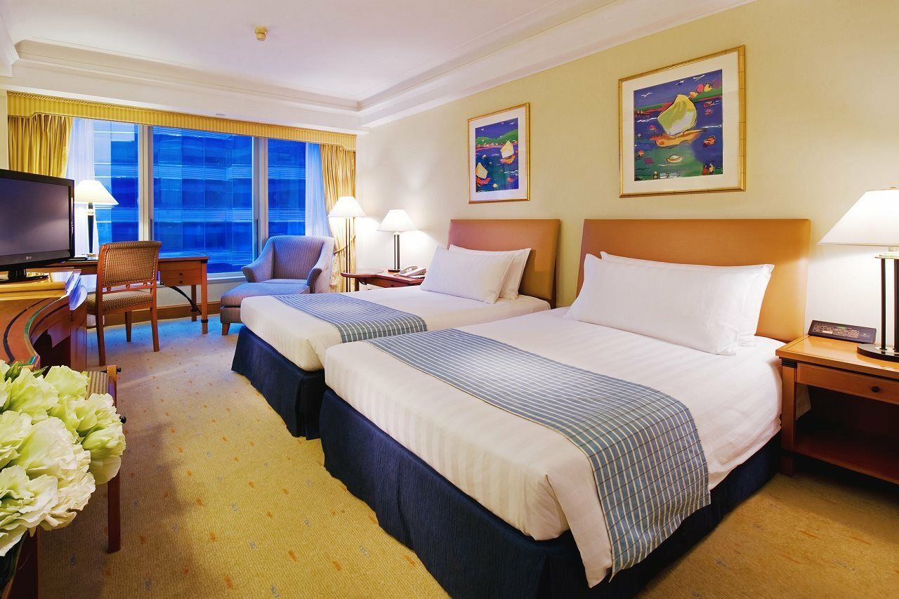 Harbour Grand Kowloon Hong Kong Exterior foto A room at the hotel